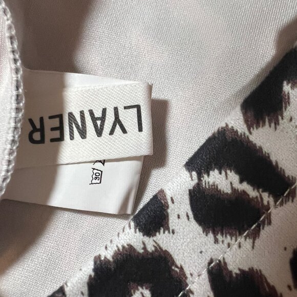 Leopard Print Mini Skirt SZ Small Soft Back Zipper Closure - Picture 7 of 7